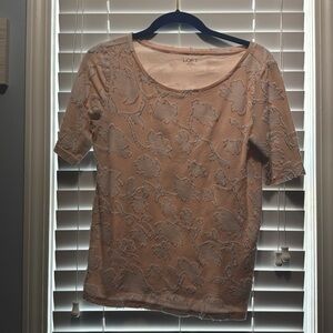 LOFT Outlet Floral Top Textured Women's Small Pale Peach & White Short Sleeve